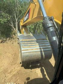 Buy Sany SY245H Used Excavator / 7 Buy Sany SY245H Used Excavator / 7