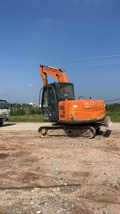 Buy Hitachi ZX60-5G Used Excavator / 1