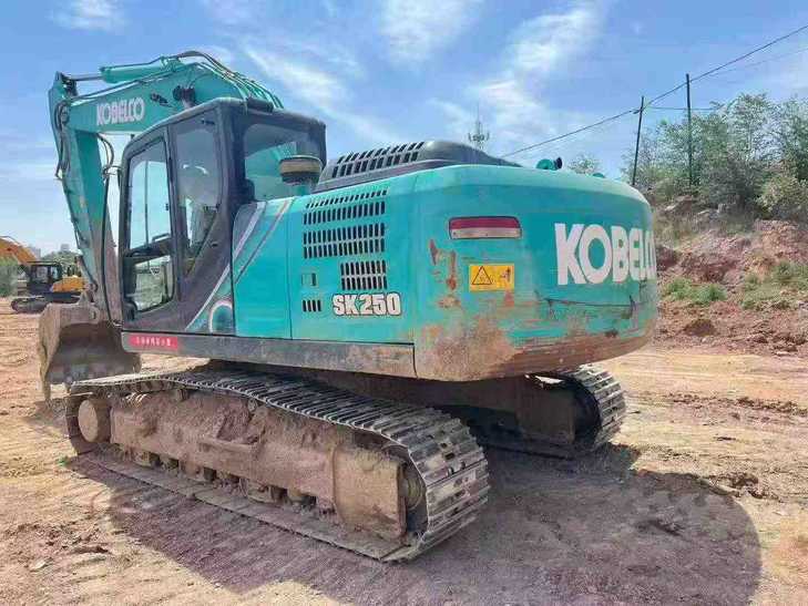 Buy Kobelco SK210 Used Excavator / 1
