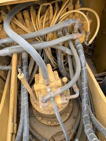Buy Caterpillar 323D2L Used Excavator / 7 Buy Caterpillar 323D2L Used Excavator / 7