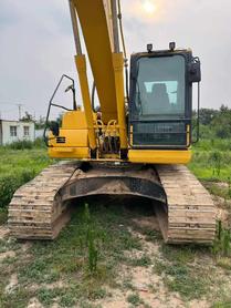 Buy Komatsu PC200 Used Excavator / 2 Buy Komatsu PC200 Used Excavator / 2