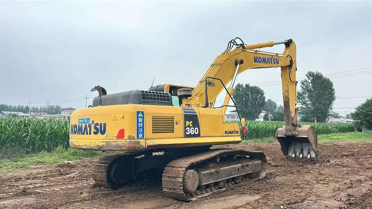 Buy Komatsu PC360-7 Used Excavator / 1