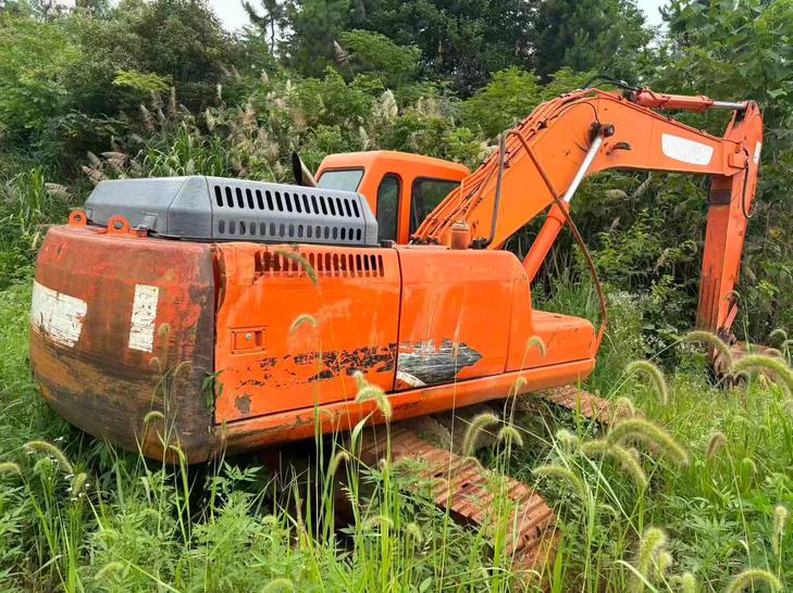 Buy Doosan DH215-9E Used Excavator / 1
