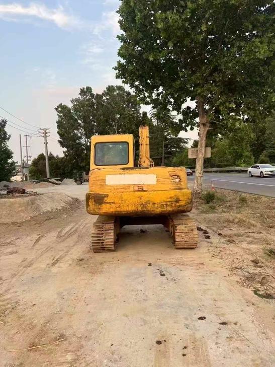 Buy Komatsu PC60-7 Used Excavator / 1