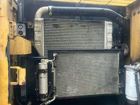 Buy Caterpillar 320D Used Excavator / 5 Buy Caterpillar 320D Used Excavator / 5