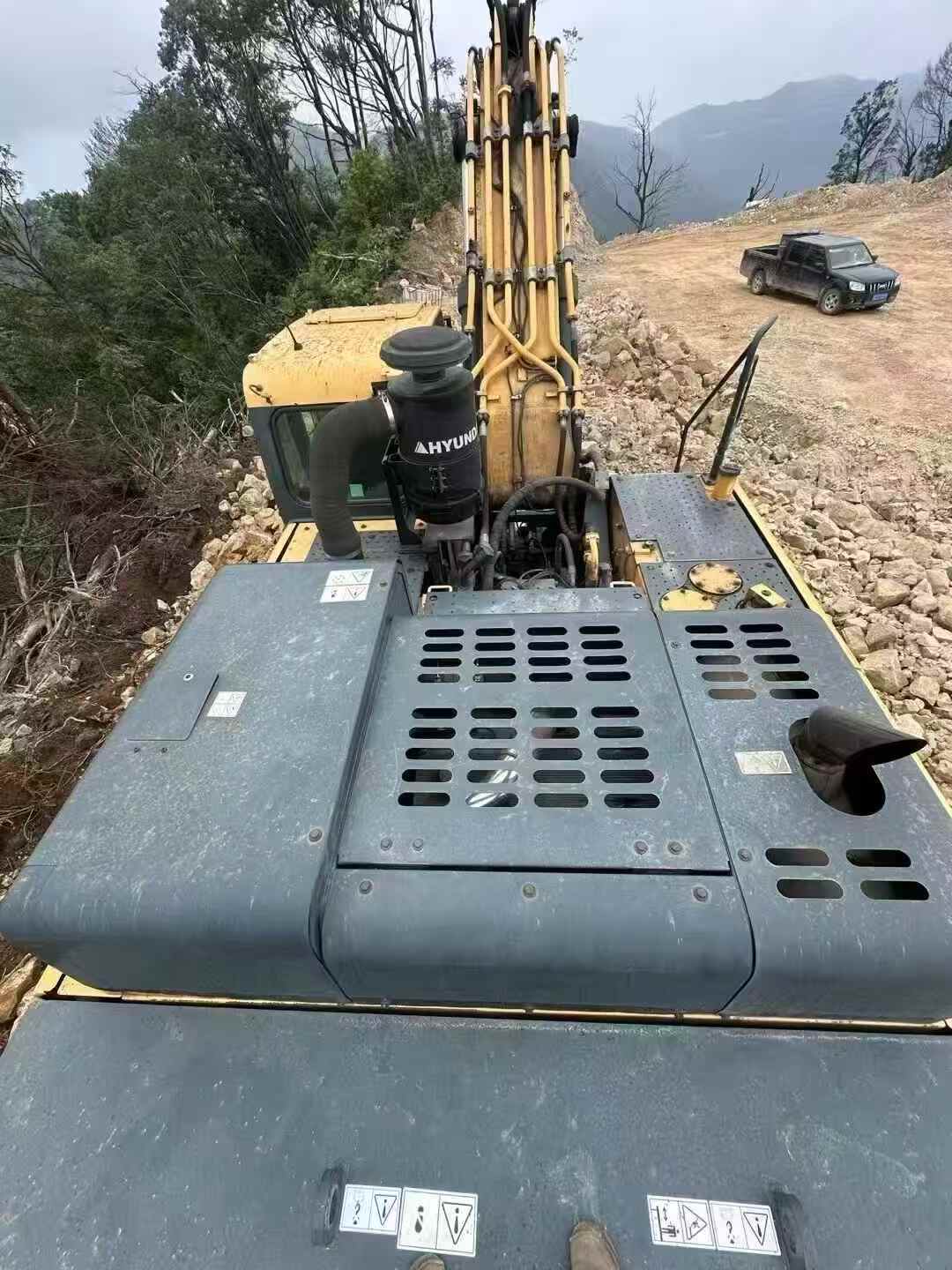 Buy Hyundai R485LVS Used Excavator / 2