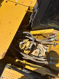 Buy Caterpillar 326DL Used Excavator / 2 Buy Caterpillar 326DL Used Excavator / 2