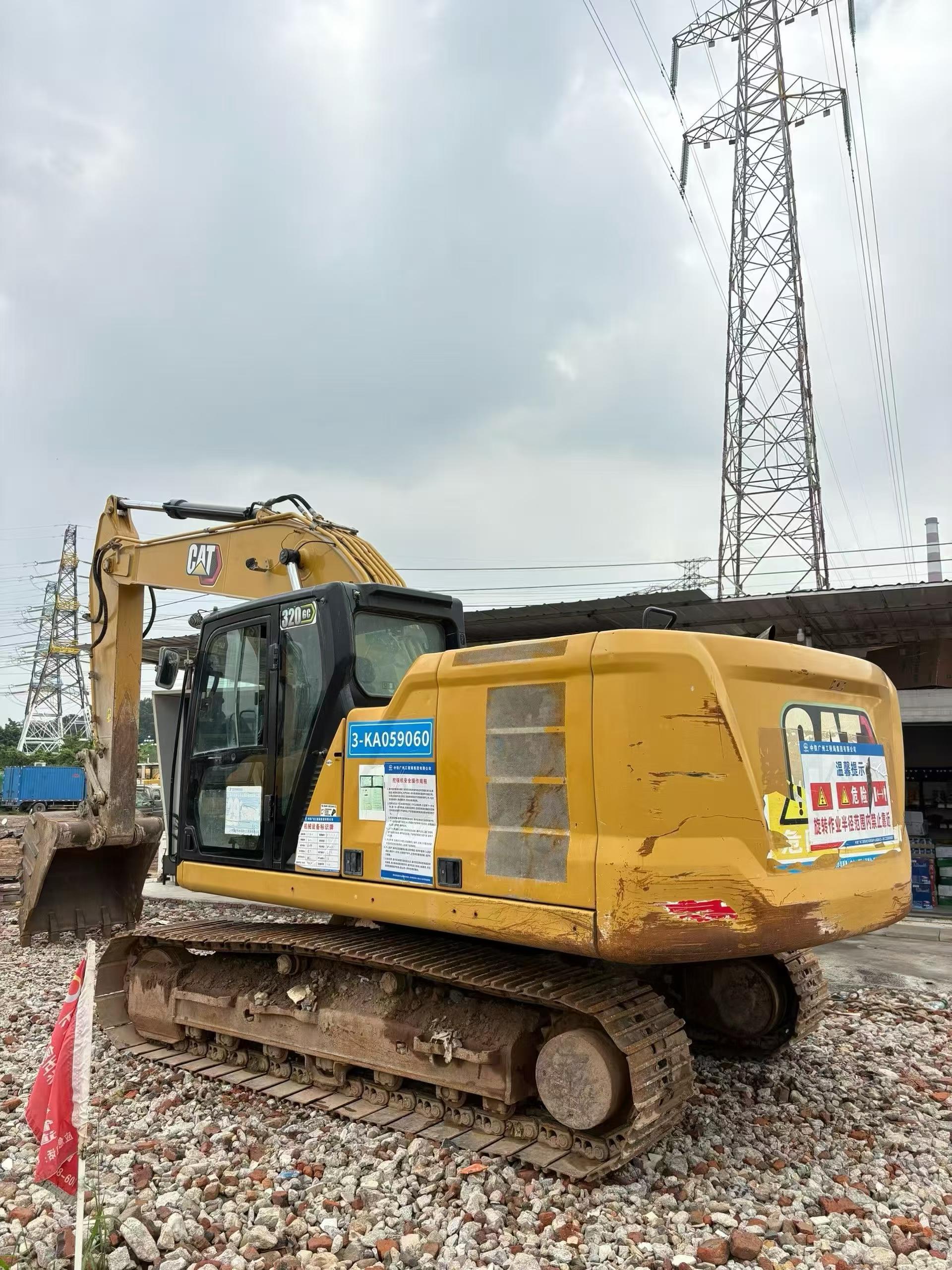 Buy Caterpillar 320GC Used Excavator / 2 Buy Caterpillar 320GC Used Excavator / 2
