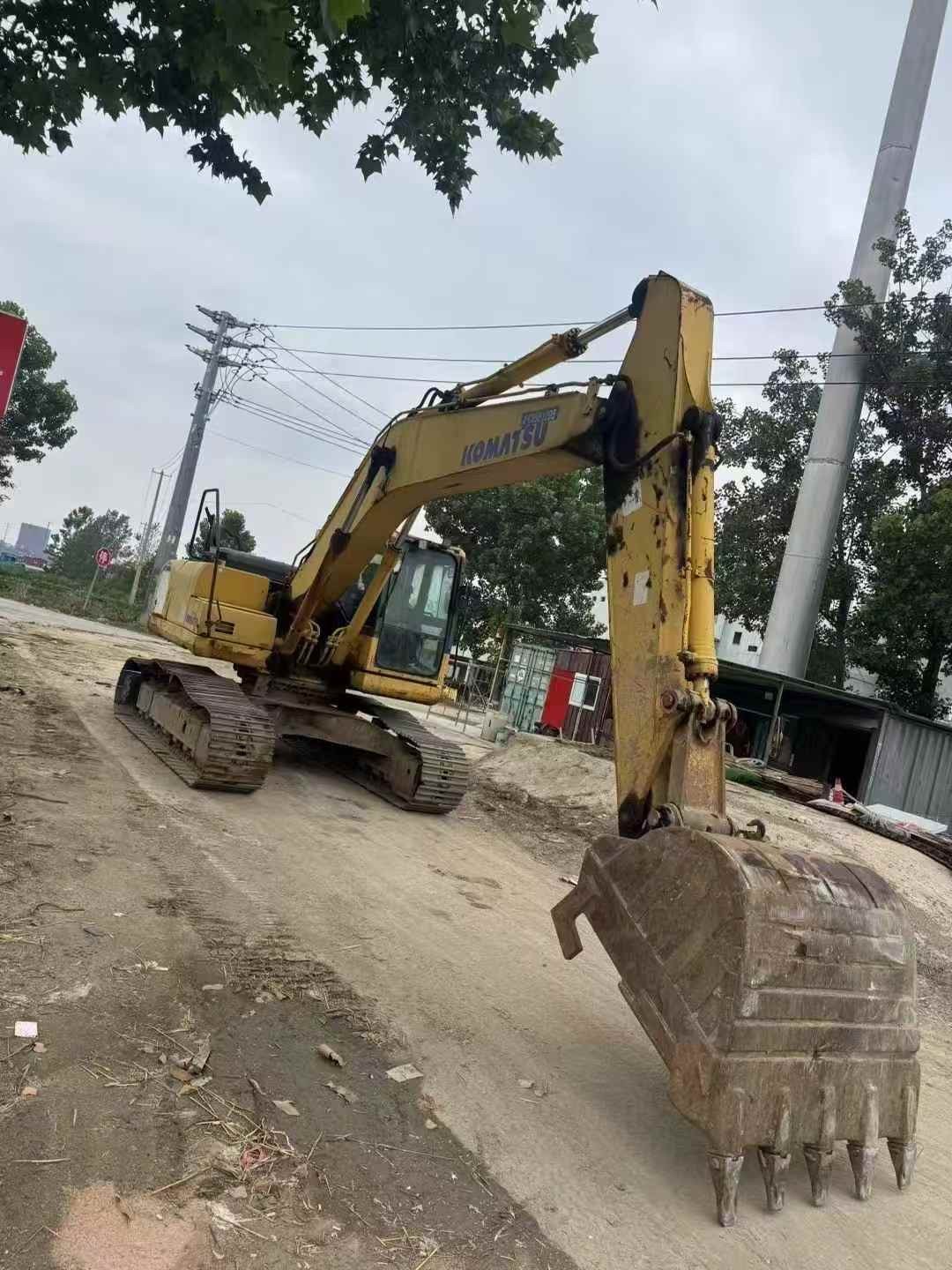 Buy Komatsu PC200-8 Used Excavator / 3 Buy Komatsu PC200-8 Used Excavator / 3