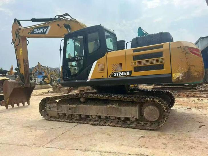Buy Sany SY245H Used Excavator / 1