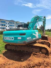 Buy Kobelco SK210 Used Excavator / 3 Buy Kobelco SK210 Used Excavator / 3