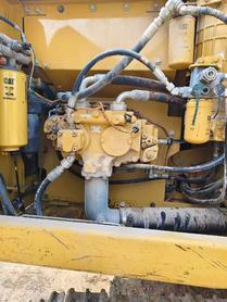 Buy Caterpillar 323D2L Used Excavator / 6 Buy Caterpillar 323D2L Used Excavator / 6