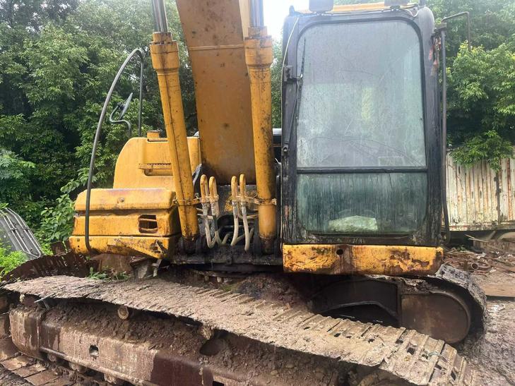 Buy Caterpillar 320D Used Excavator / 1