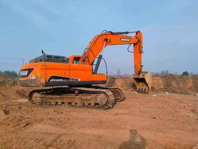 Buy Doosan DH300-5 Used Excavator / 4 Buy Doosan DH300-5 Used Excavator / 4