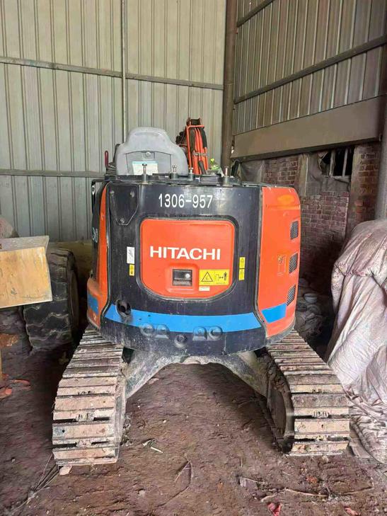 Buy Hitachi EX30 Used Excavator / 1
