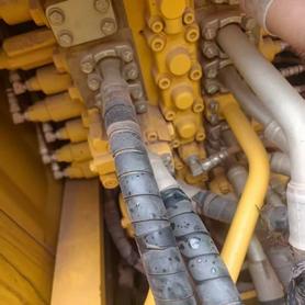 Buy Komatsu PC200 Used Excavator / 2 Buy Komatsu PC200 Used Excavator / 2