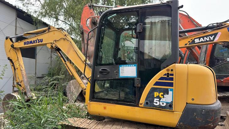 Buy Komatsu PC56-7 Used Excavator / 1