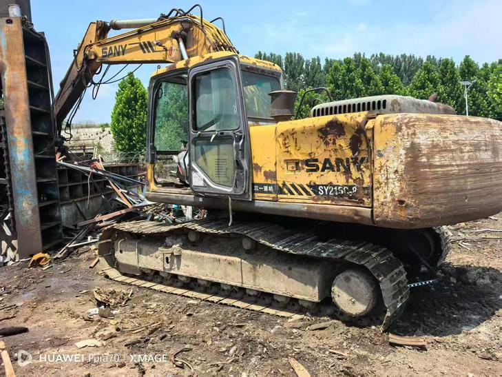 Buy Sany SY215C-8 Used Excavator / 1