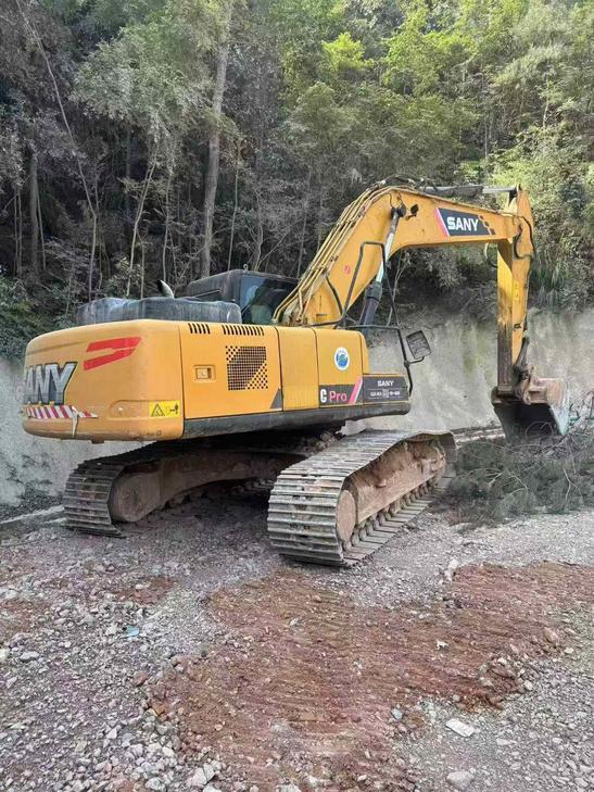 Buy Sany SY215C Used Excavator / 1