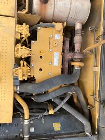 Buy Caterpillar 323D2L Used Excavator / 5 Buy Caterpillar 323D2L Used Excavator / 5