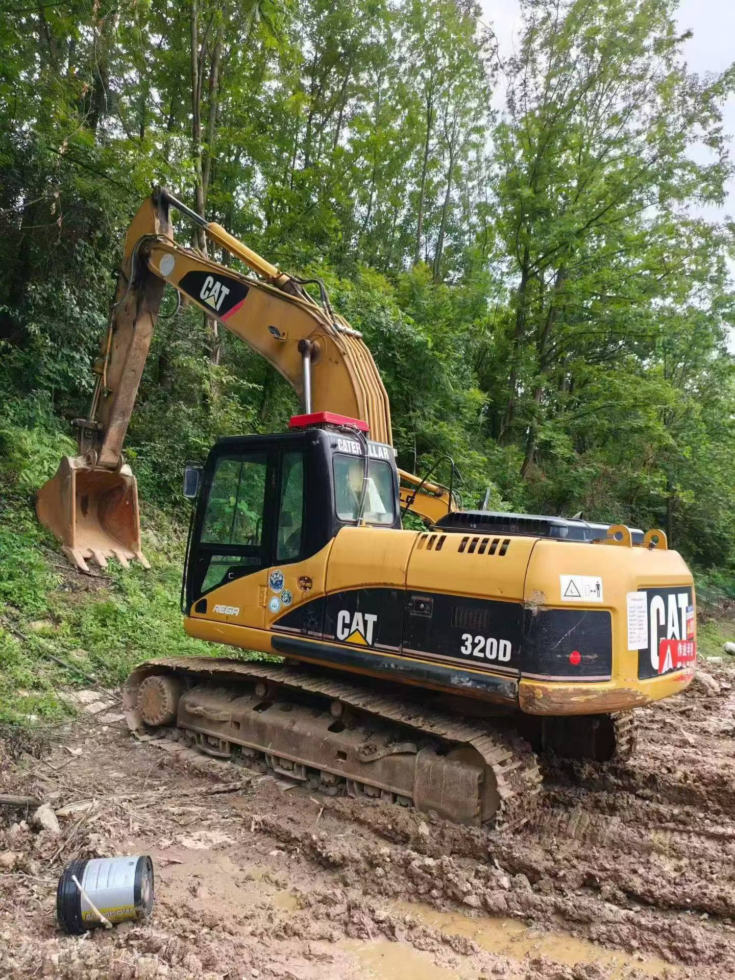 Buy Caterpillar 320D Used Excavator / 1