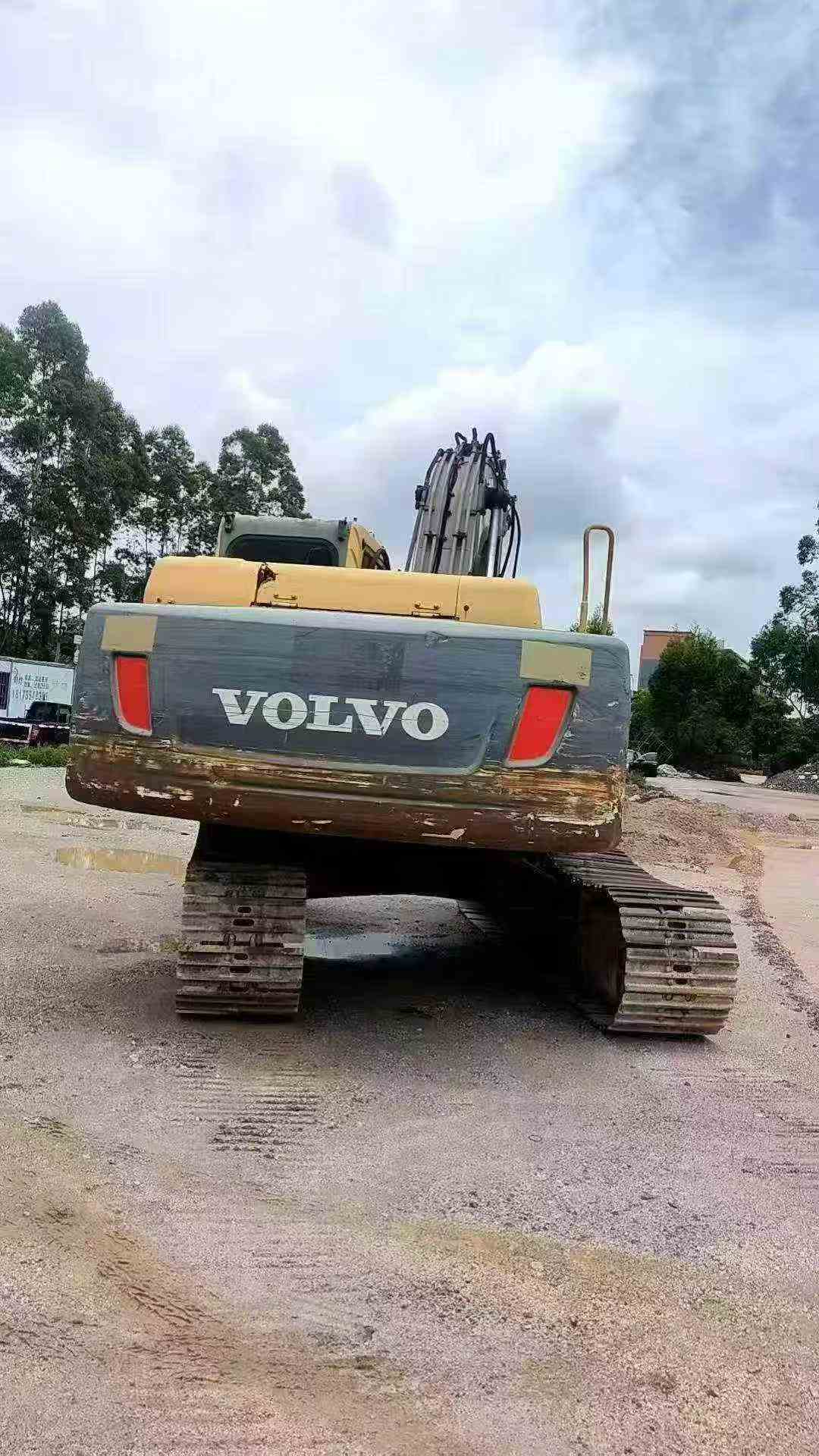 Buy Volvo EC240 Used Excavator / 6