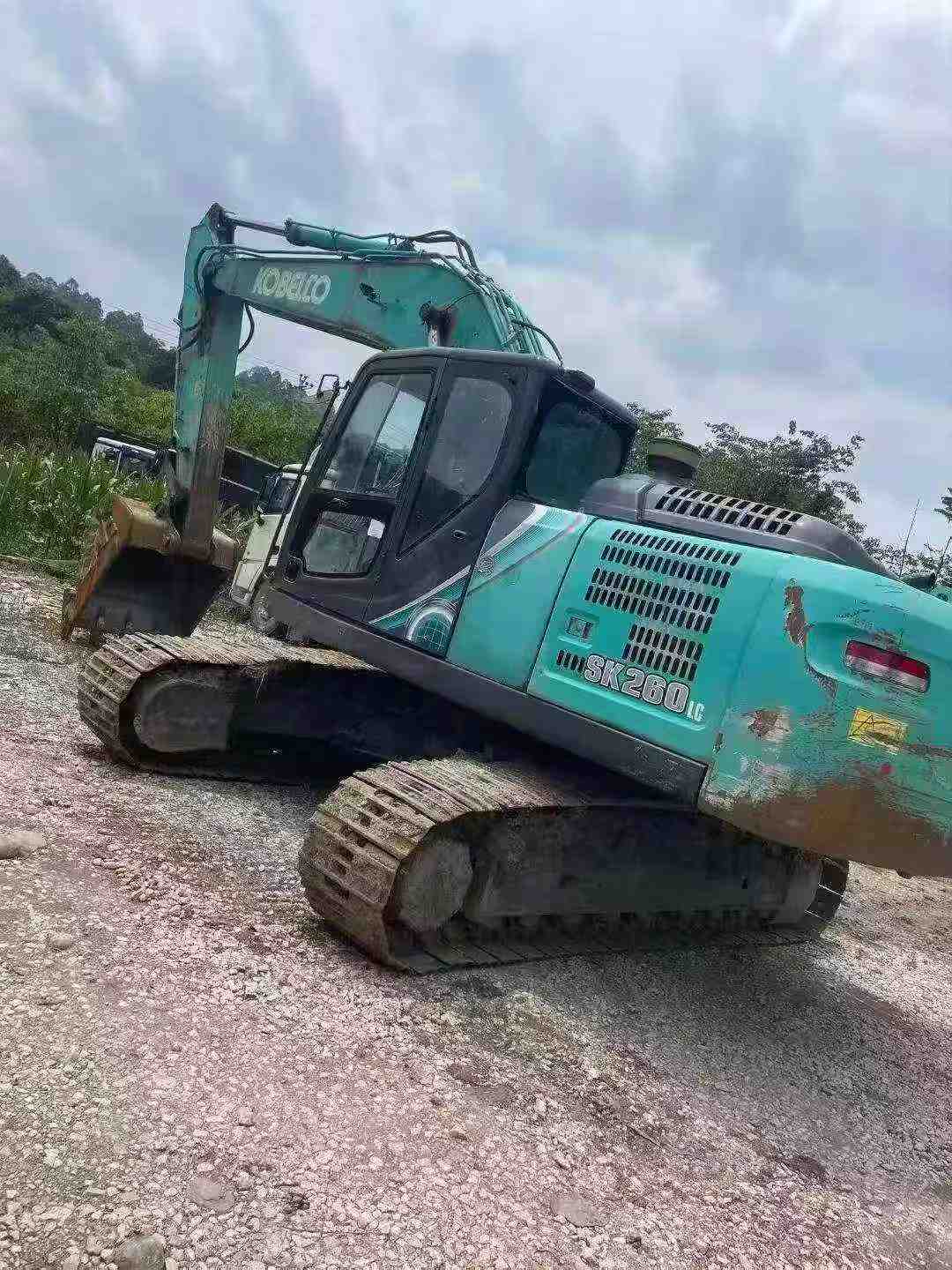 Buy Kobelco SK260 Used Excavator / 4