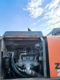 Buy Hitachi EX200 Used Excavator / 3 Buy Hitachi EX200 Used Excavator / 3