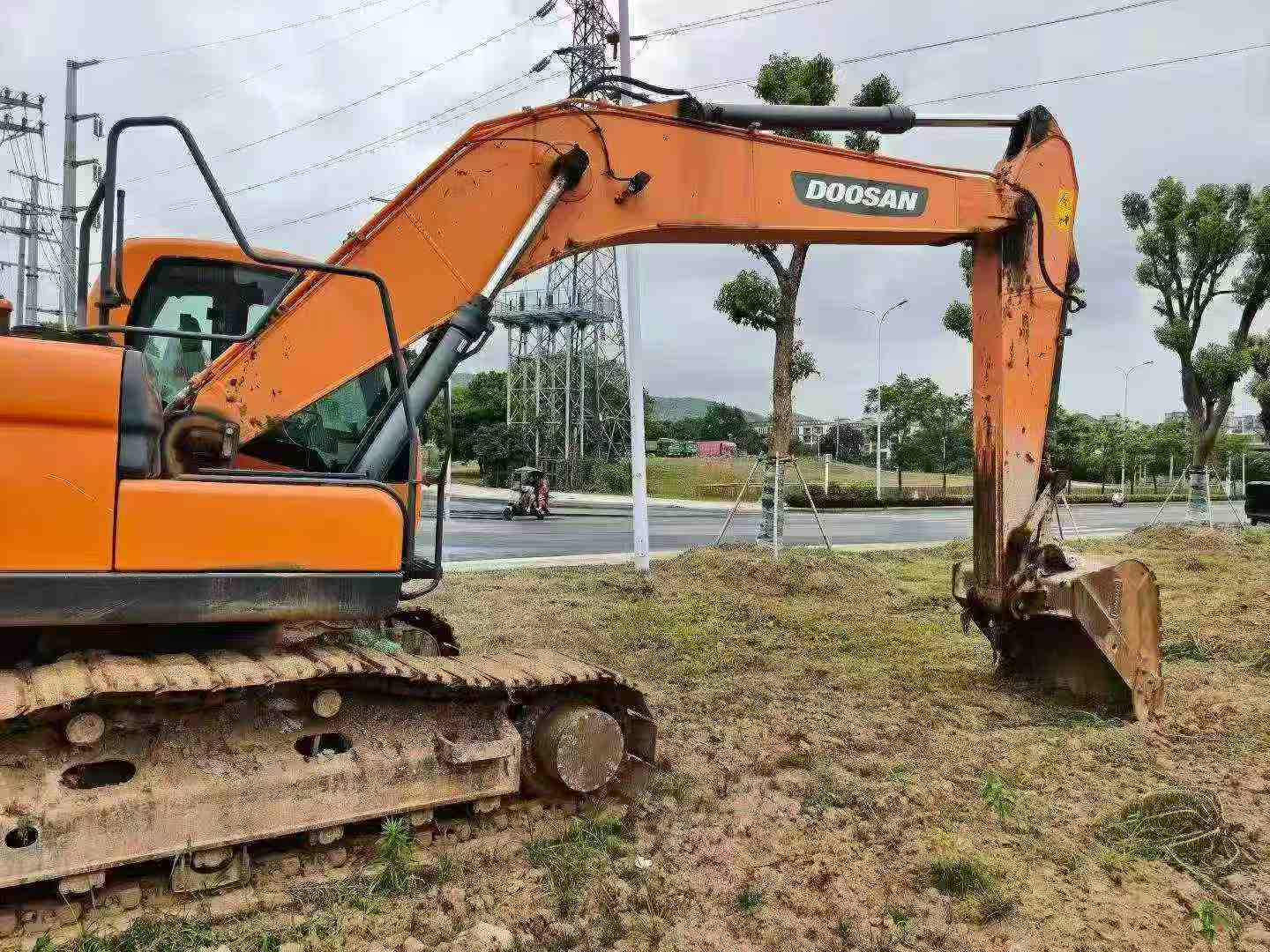 Buy Doosan DX215-9C Used Excavator / 2
