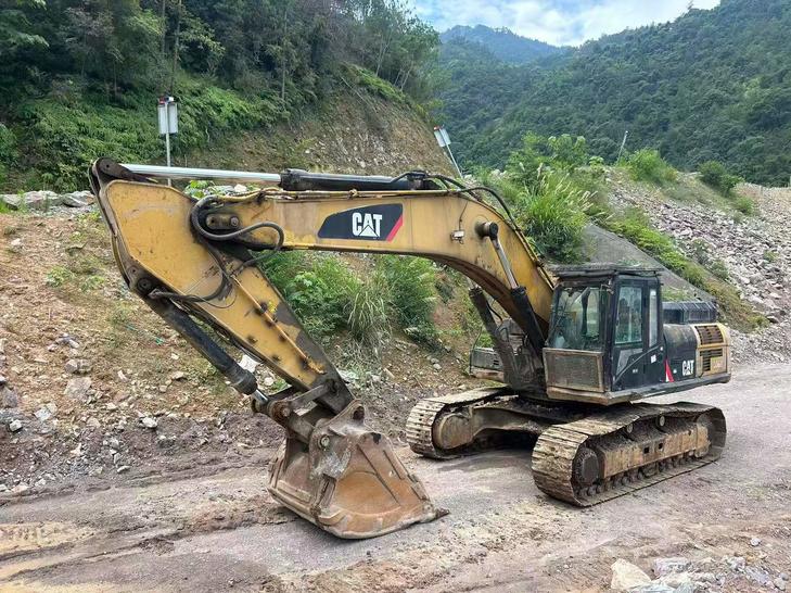 Buy Caterpillar 336E Used Excavator / 1