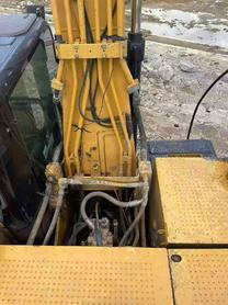 Buy Caterpillar 320D Used Excavator / 2 Buy Caterpillar 320D Used Excavator / 2