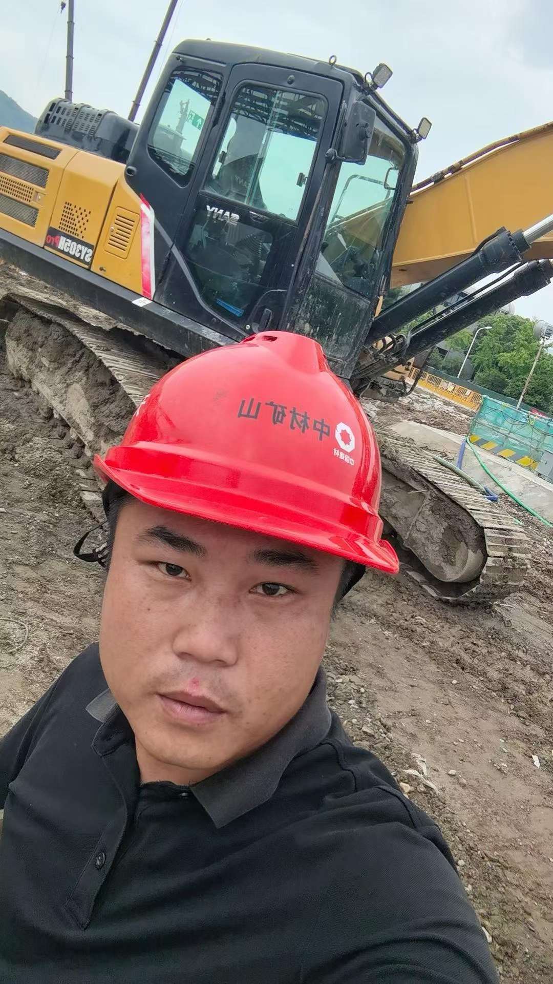 Buy Sany SY245H Used Excavator / 9