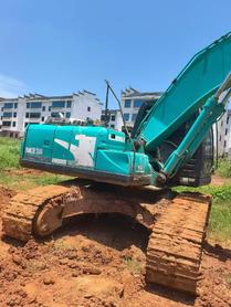 Buy Kobelco SK210 Used Excavator / 9 Buy Kobelco SK210 Used Excavator / 9
