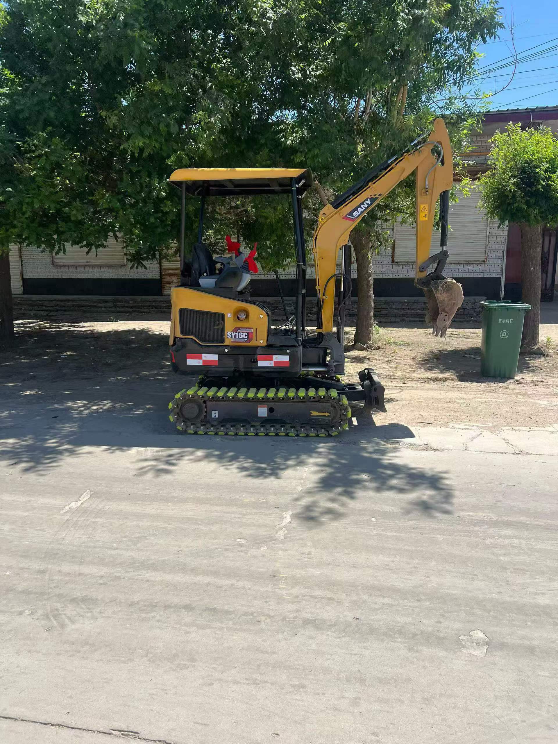 Buy Sany SY16C Used Excavator / 2