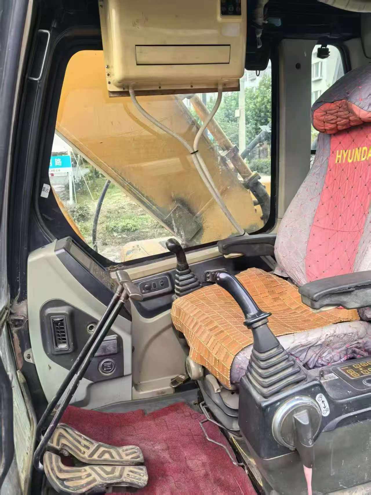 Buy Hyundai R225-7 Used Excavator / 4