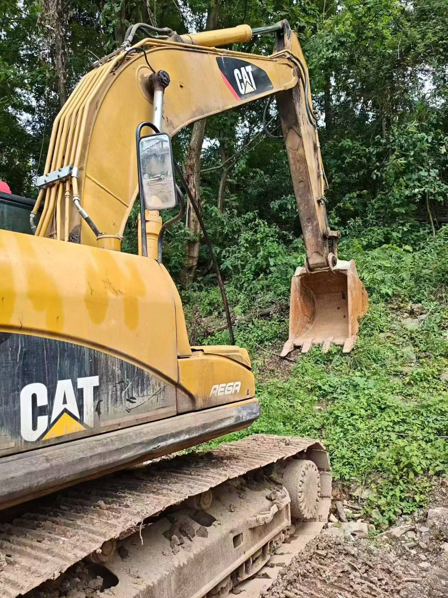 Buy Caterpillar 320D Used Excavator / 6 Buy Caterpillar 320D Used Excavator / 6