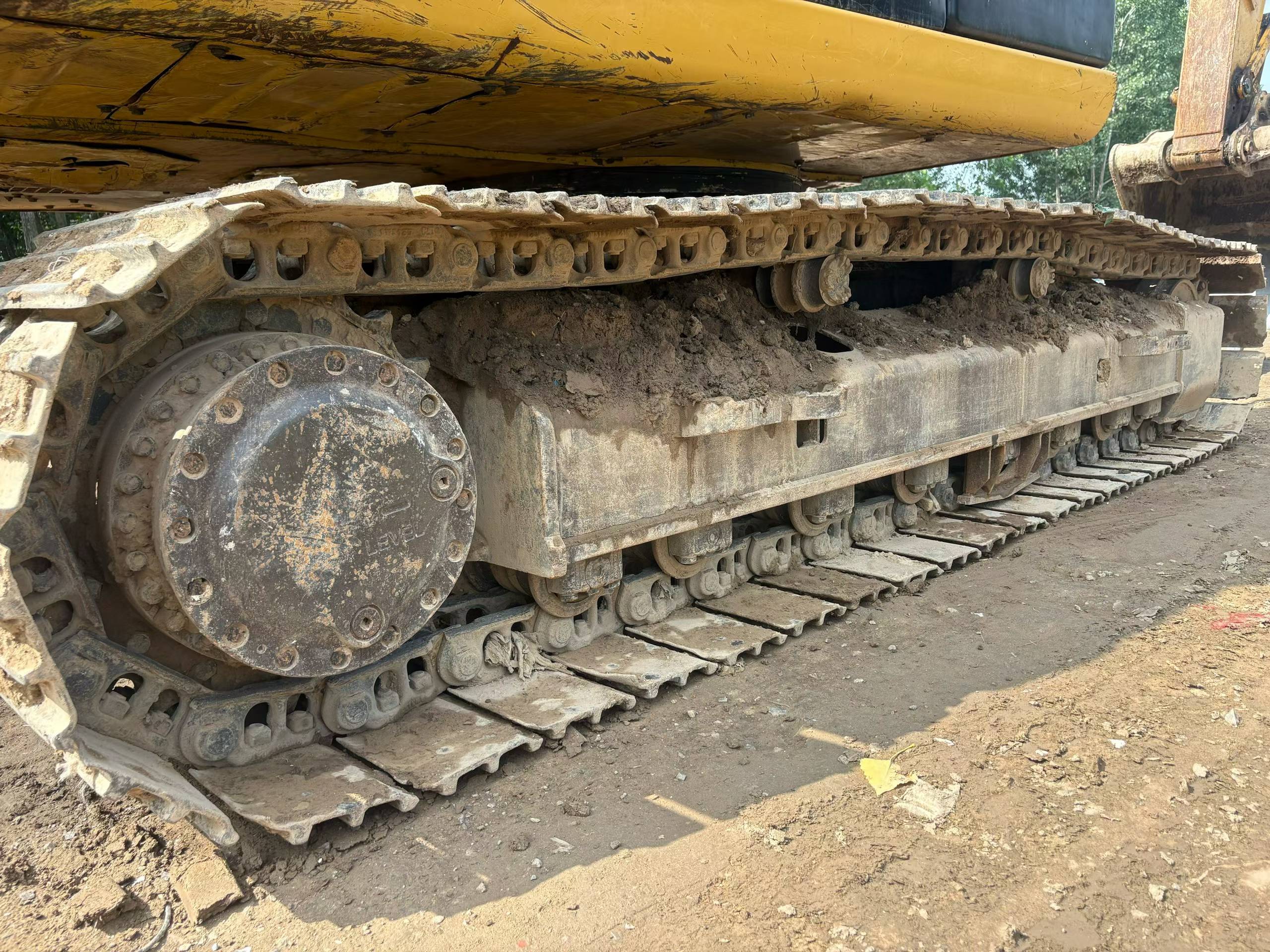 Buy Caterpillar 323D2L Used Excavator / 9 Buy Caterpillar 323D2L Used Excavator / 9