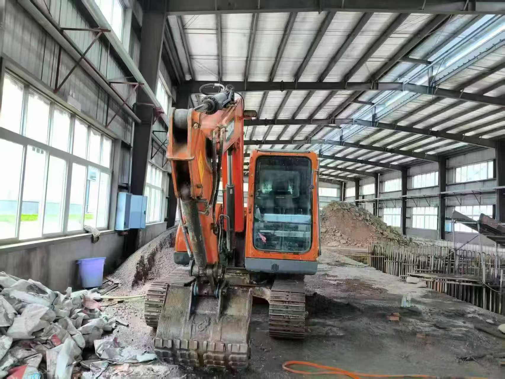 Buy Doosan DX75 Used Excavator / 4