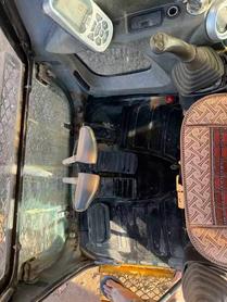 Buy Kato HD820 Used Excavator / 4 Buy Kato HD820 Used Excavator / 4