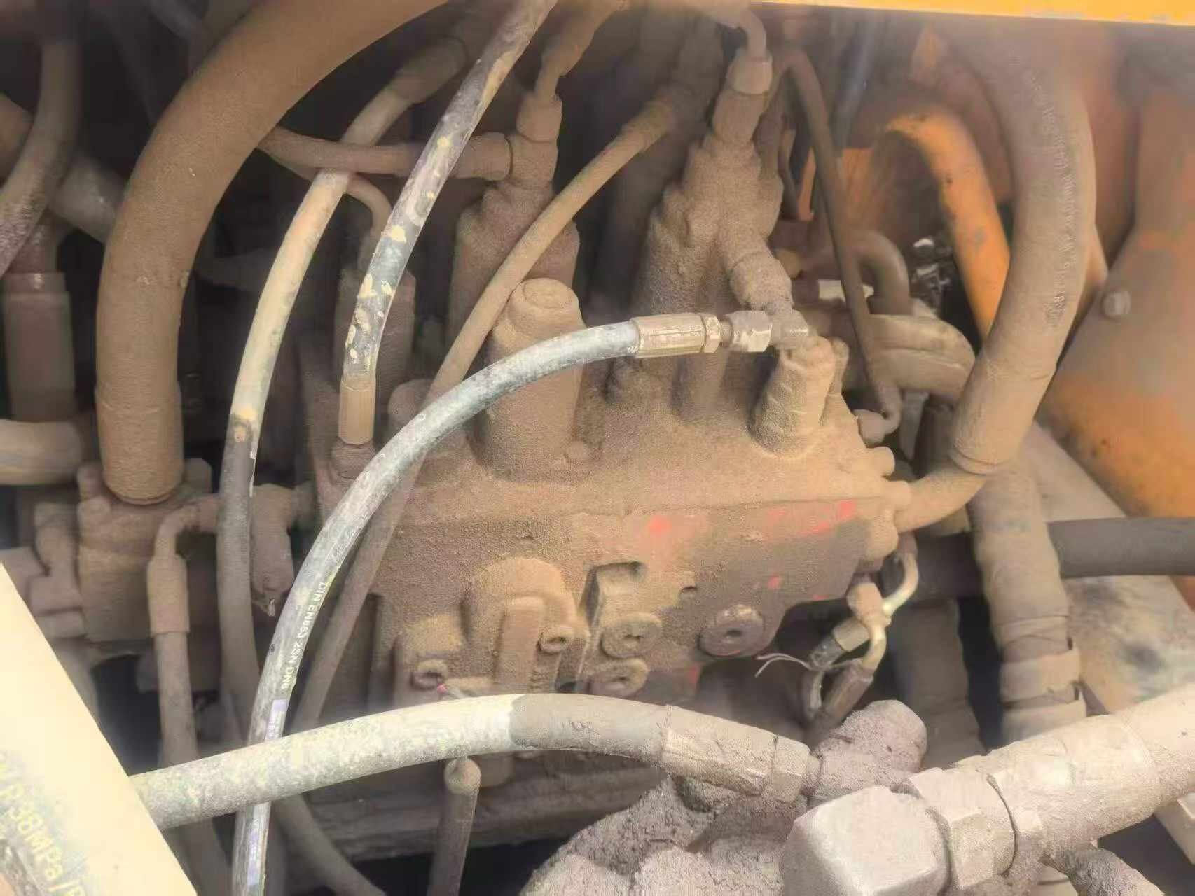 Buy Hyundai R305LC-7 Used Excavator / 4