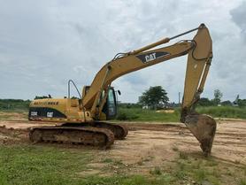 Buy Caterpillar 320C Used Excavator / 2 Buy Caterpillar 320C Used Excavator / 2