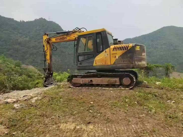 Buy Hyundai 110LVS Used Excavator / 1