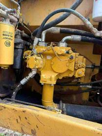 Buy Caterpillar 323 Used Excavator / 5 Buy Caterpillar 323 Used Excavator / 5