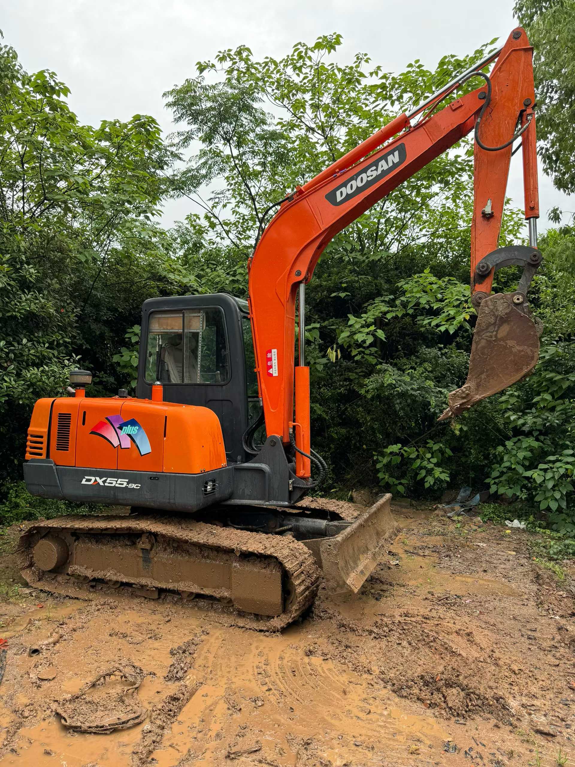 Buy Doosan DH55 Used Excavator / 6 Buy Doosan DH55 Used Excavator / 6