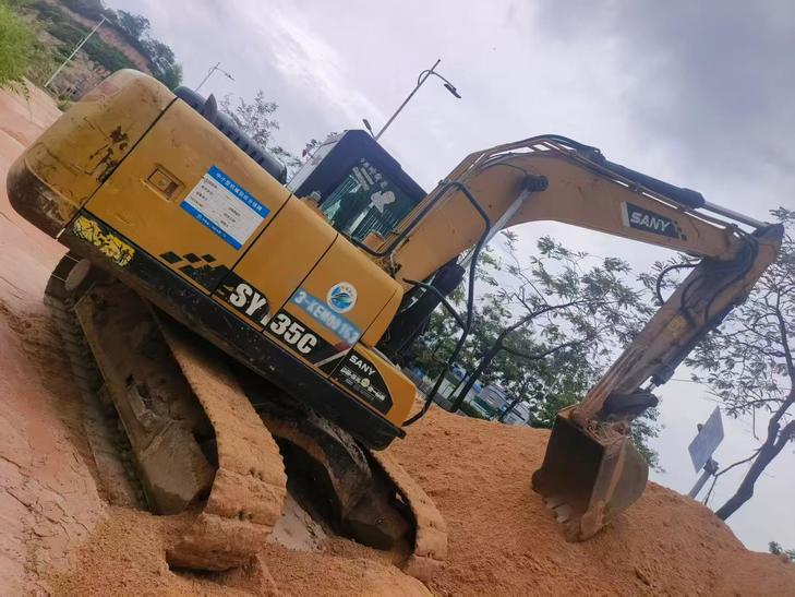 Buy Sany SY115C Used Excavator / 1