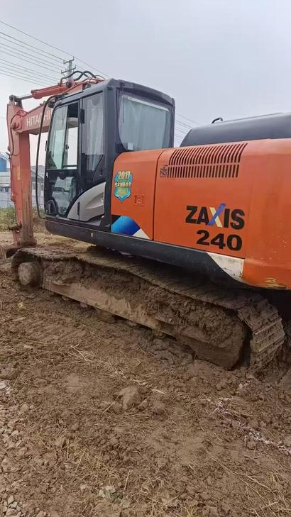 Buy Hitachi EX200 Used Excavator / 1