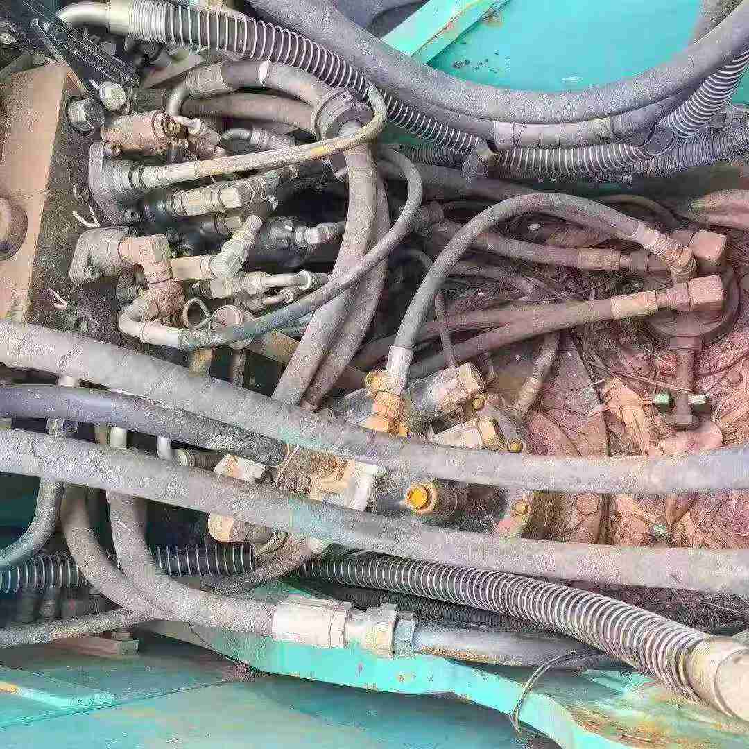 Buy Kobelco SK130 Used Excavator / 7