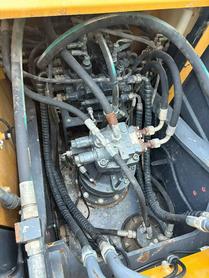 Buy XCMG XE135B Used Excavator / 8 Buy XCMG XE135B Used Excavator / 8