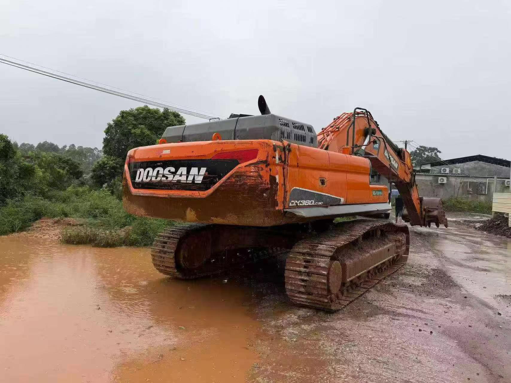 Buy Doosan DX380 Used Excavator / 2 Buy Doosan DX380 Used Excavator / 2