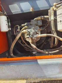 Buy Doosan DH220-3 Used Excavator / 4 Buy Doosan DH220-3 Used Excavator / 4